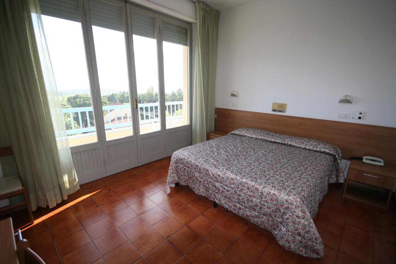 Albergo Le Sorgenti Chianciano Terme Exterior foto
